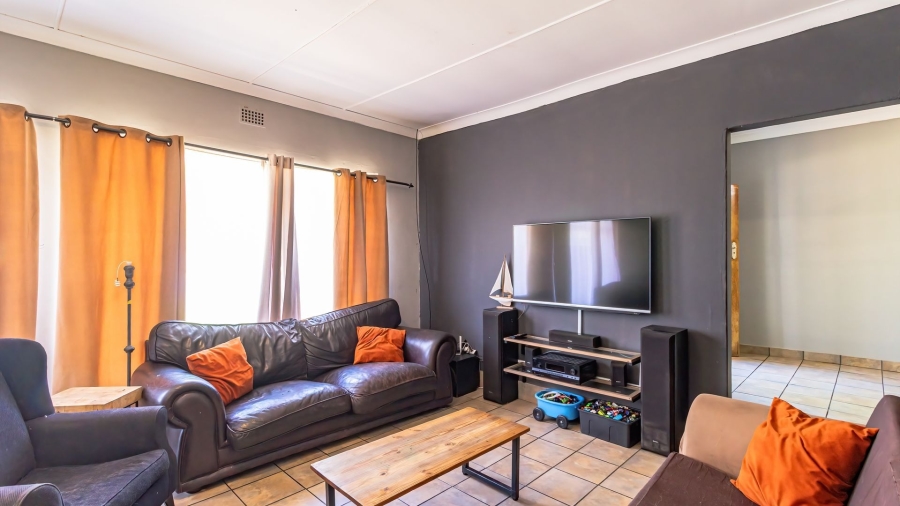 4 Bedroom Property for Sale in Bodorp North West